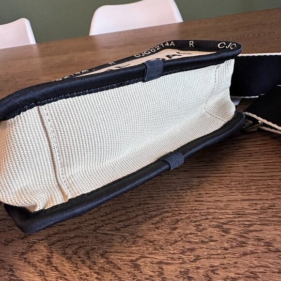 NWT!Marc Jacobs The Camera Bag -White Canvas with Black logo binded edge - Picture 16 of 16